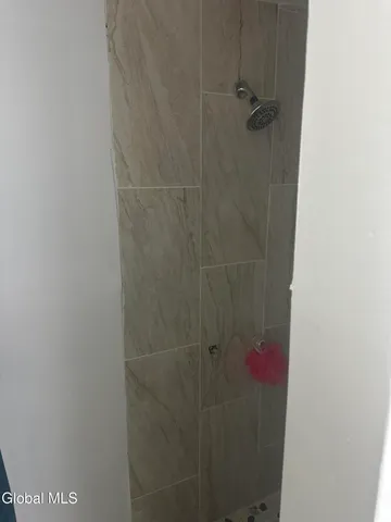 $250,000 | 72 Bassett Street, Albany, NY 12202