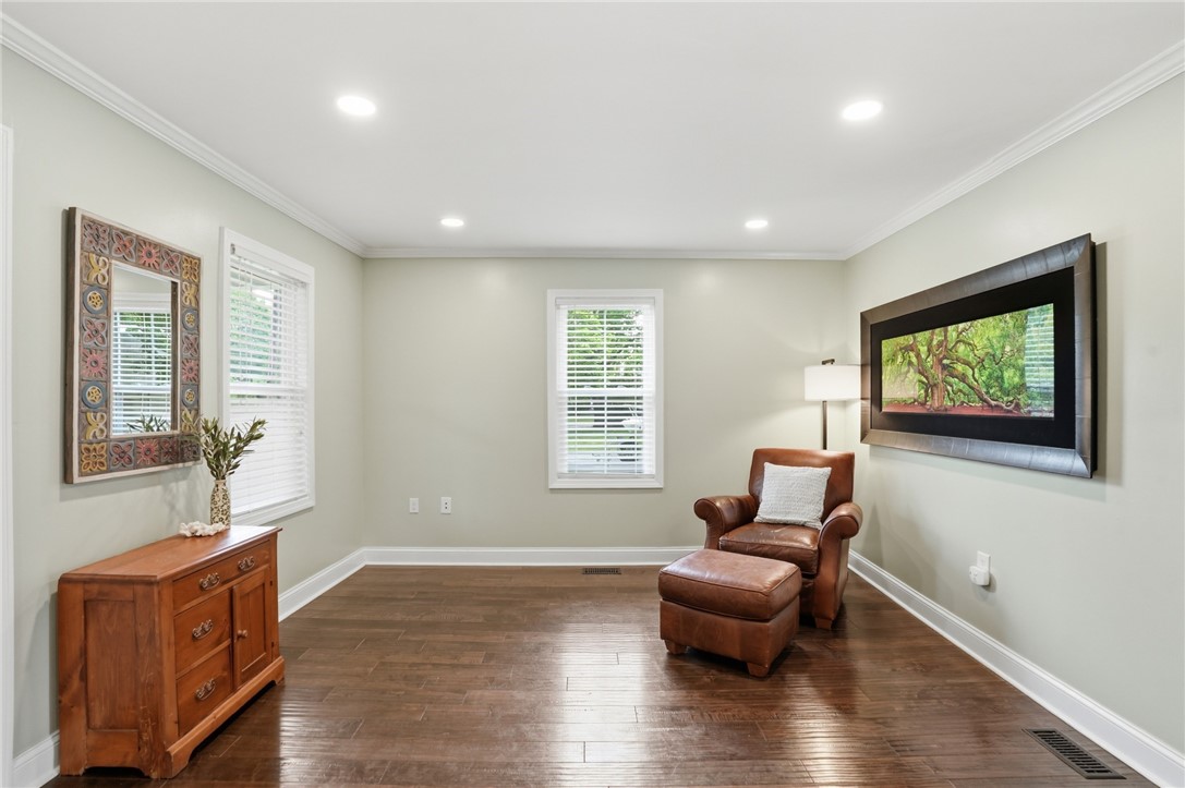 91 Sowams Road Barrington, RI 02806 - Photo 12 of 36 Large living Room