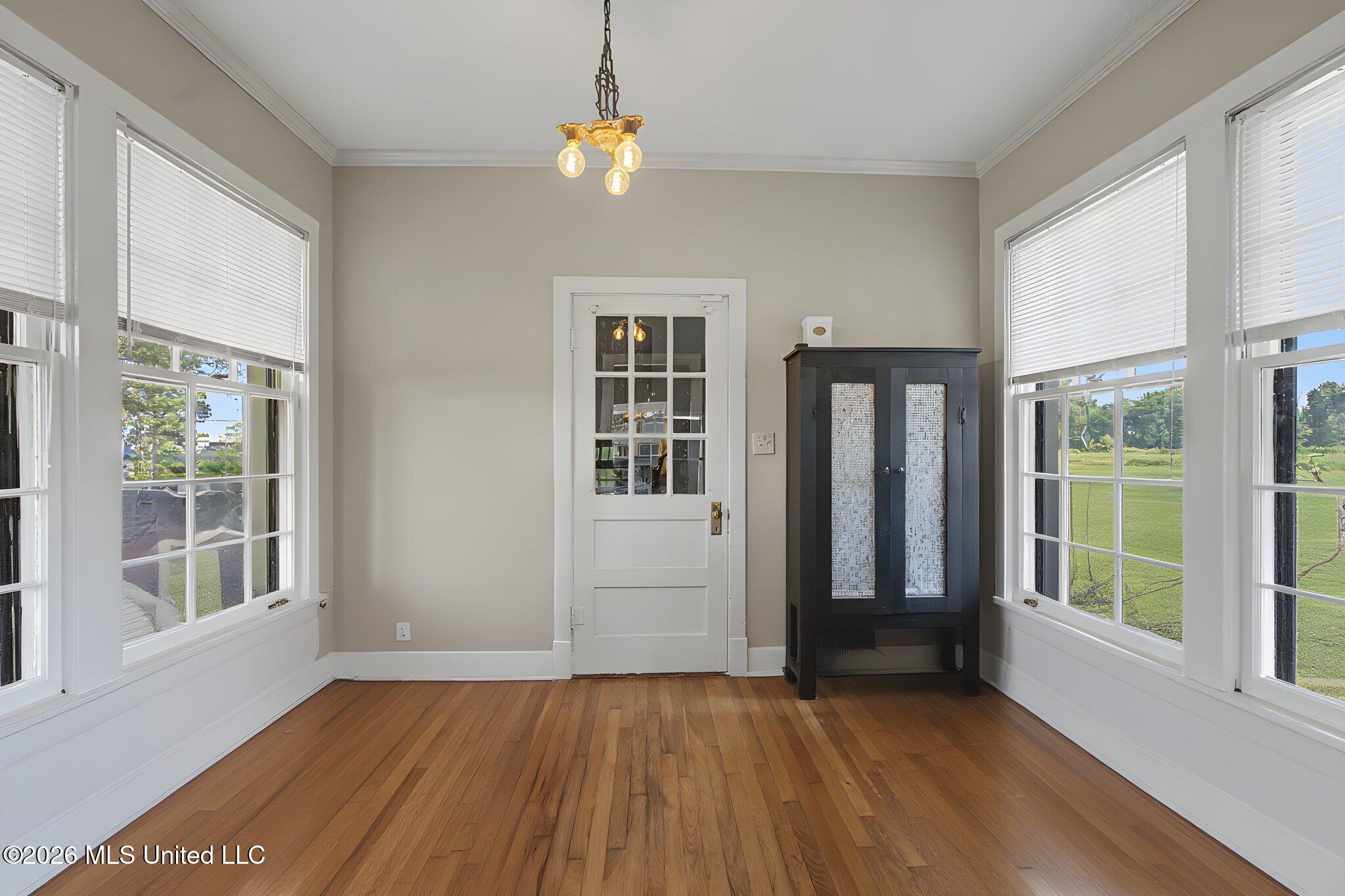 12911 Star Landing Road Lake Cormorant, MS 38641 - Photo 13 of 54 Sunroom