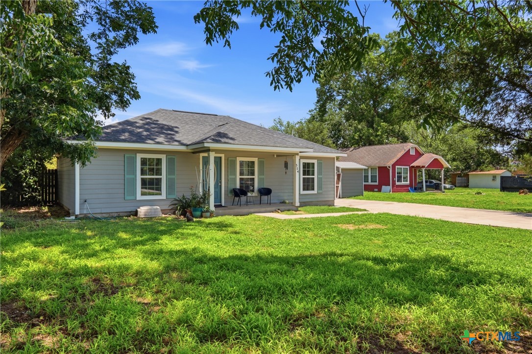 554 West Austin Street Luling, TX 78648 - Photo 4 of 47