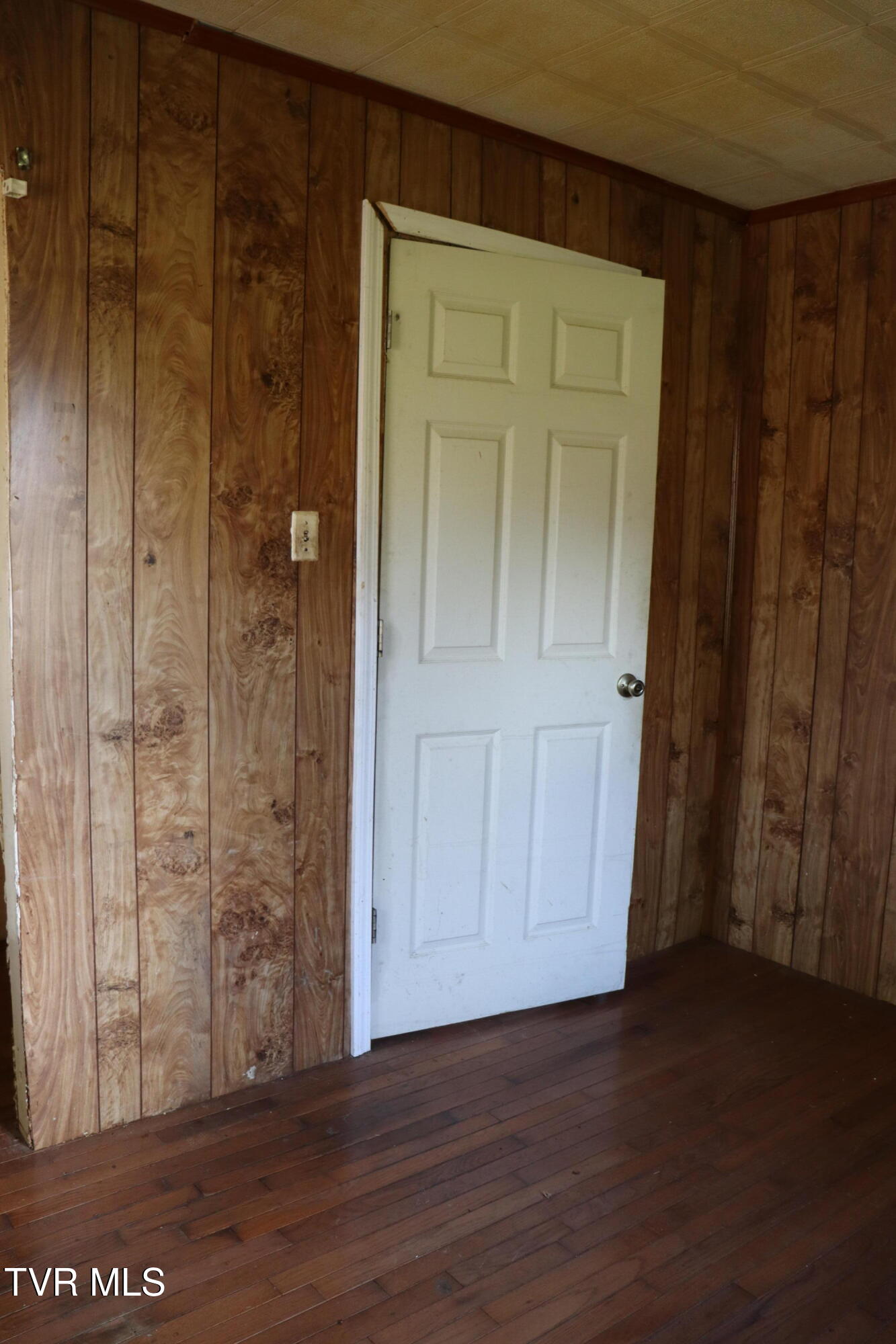 3849 Nealy Ridge Clinchco, VA 24226 - Photo 34 of 64 IMG_0827
