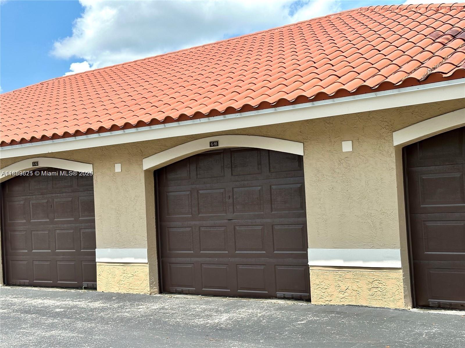 231 Southwest 116th Avenue, Unit 19108 Pembroke Pines, FL 33025 - Photo 4 of 56 a front view of a building