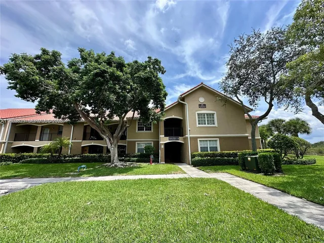 $2,650 | 231 Southwest 116th Avenue, Unit 19108, Pembroke Pines, FL 33025