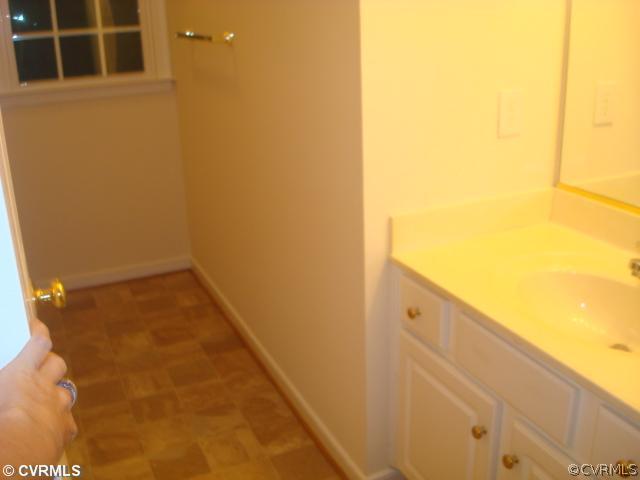 3825 Dunraven Road Chesterfield, VA 23236 - Photo 8 of 12 Other - Bath 2