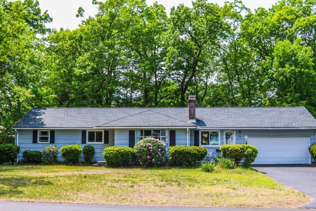22 Meadowlark Drive, Longmeadow, MA 01106 Compass