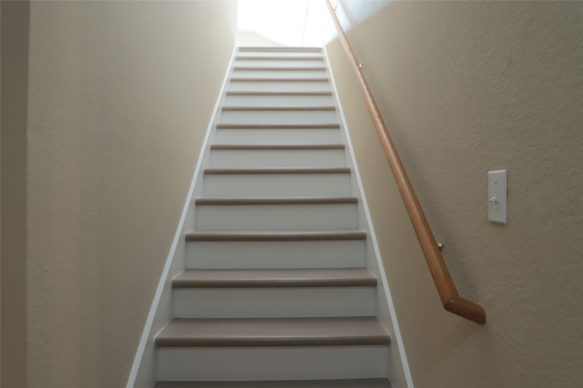 3936 Links Lane Round Rock, TX 78664 - Photo 32 of 40 a view of entryway