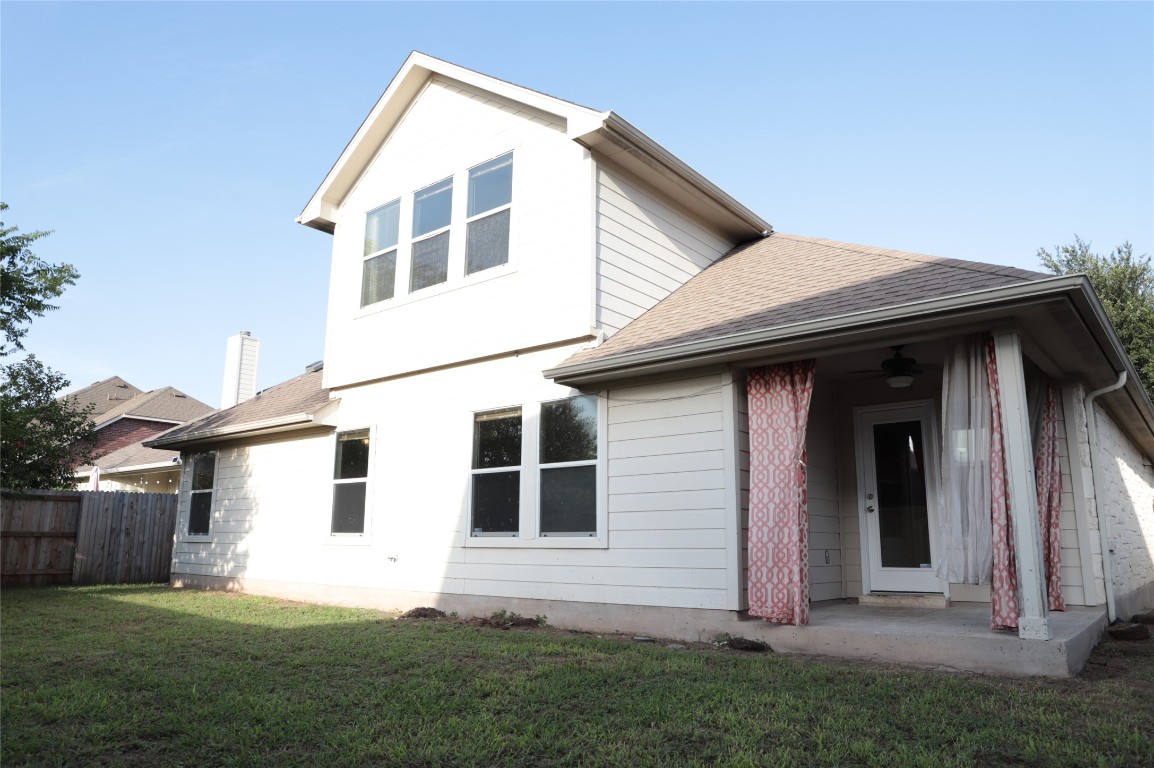 3936 Links Lane Round Rock, TX 78664 - Photo 36 of 40 a view of front of a house with a yard