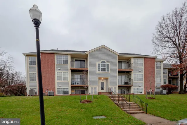 $1,700 | 105 Water Fountain Way, Unit 304, Glen Burnie, MD 21060