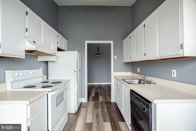 $1,700 | 105 Water Fountain Way, Unit 304, Glen Burnie, MD 21060