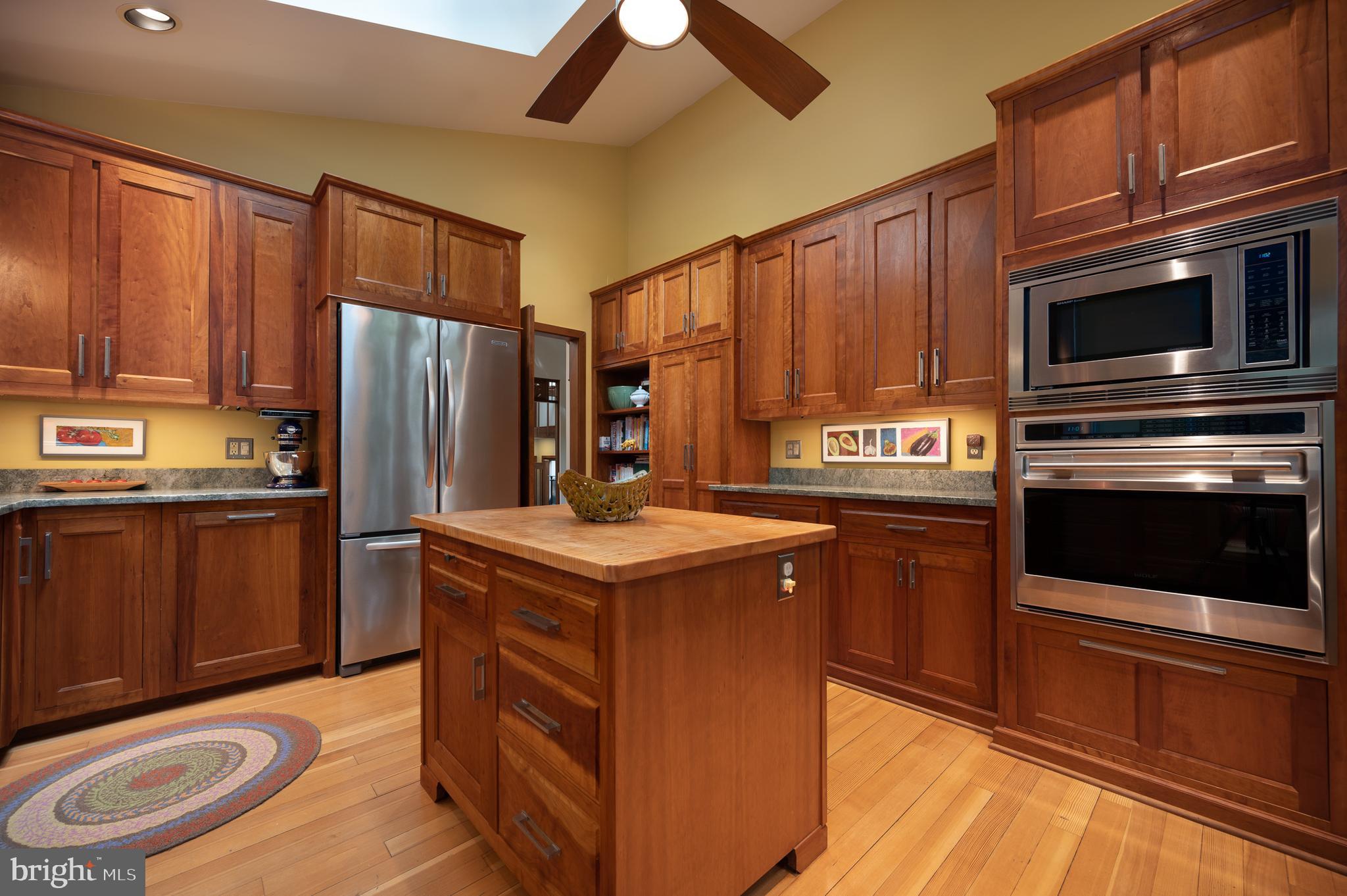 6 Boulder Road Wilmington, DE 19806 - Photo 20 of 50 Kitchen with Island