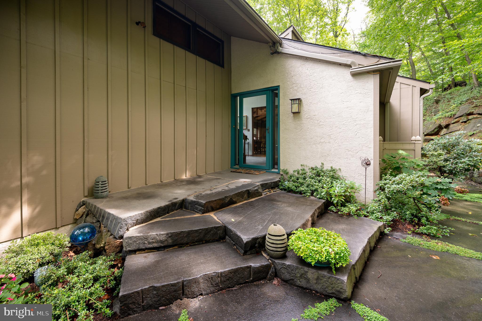 6 Boulder Road Wilmington, DE 19806 - Photo 3 of 50 Front Entrance