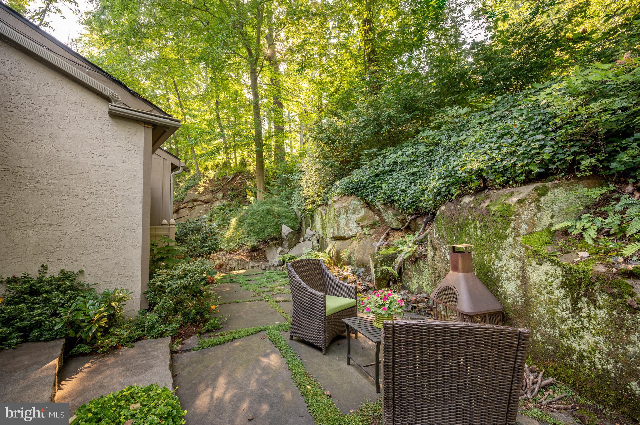 6 Boulder Road Wilmington, DE 19806 - Photo 49 of 50 Welcome Sitting Area
