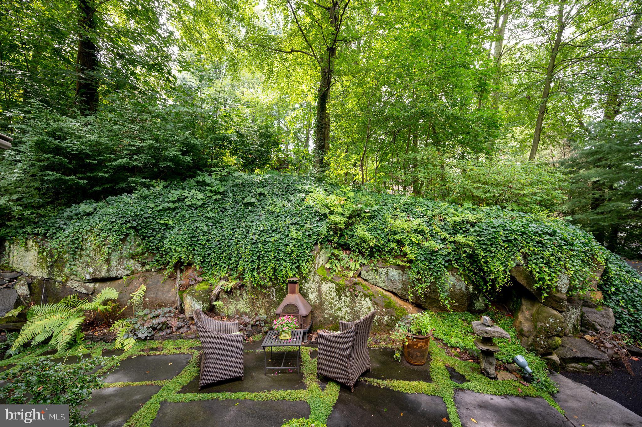 6 Boulder Road Wilmington, DE 19806 - Photo 50 of 50 Front Sitting Area
