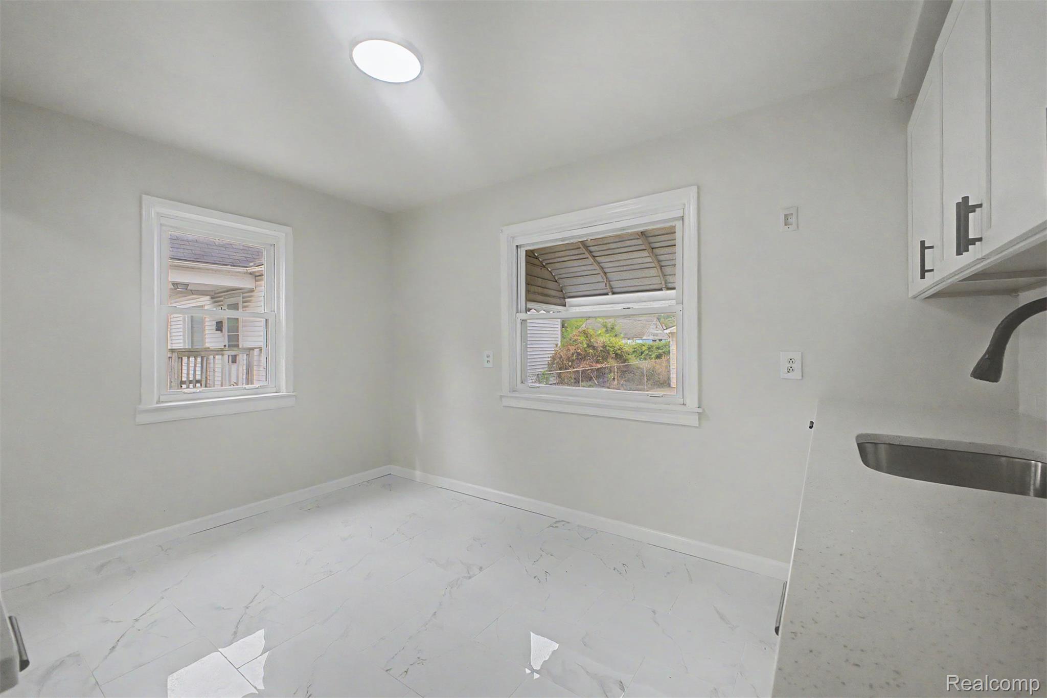 7645 Evergreen Road Detroit, MI 48228 - Photo 9 of 27 09.jpg