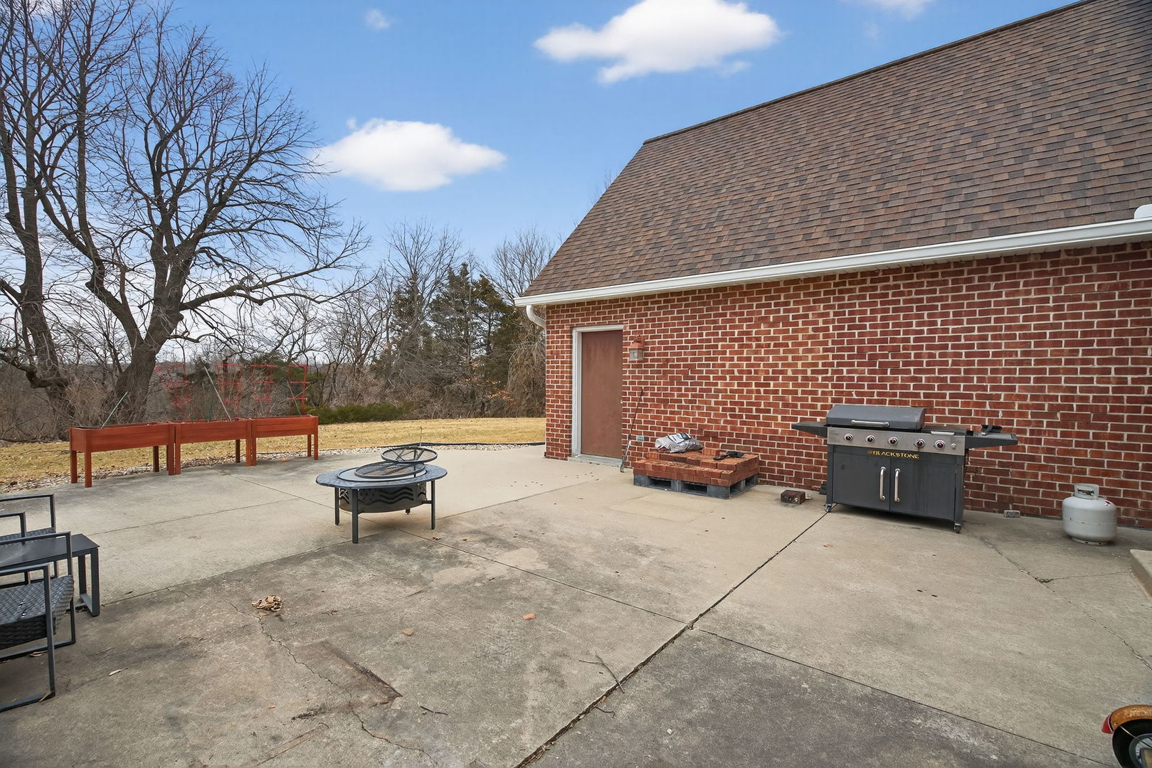 1707 North 2479th Road Ottawa, IL 61350 - Photo 25 of 30 a view of a terrace with chairs