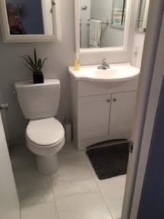 151 Hastings I West Palm Beach, FL 33417 - Photo 20 of 23 BATHROOM