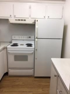 151 Hastings I West Palm Beach, FL 33417 - Photo 7 of 23 KITCHEN