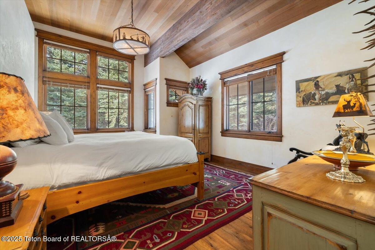 6355-6335 Red Tail Road Jackson, WY 83001 - Photo 58 of 73 Woods House - Primary Bedroom