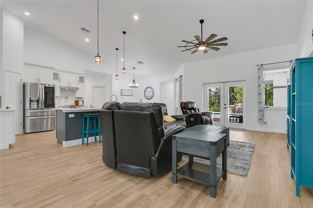 4450 Empire Church Road Groveland, FL 34736 - Photo 5 of 54