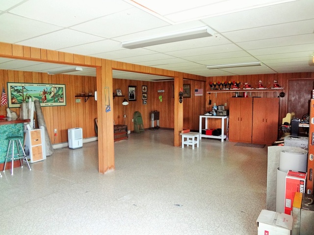 633 Timber Creek Road Dixon, IL 61021 - Photo 13 of 22
