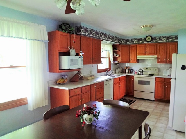 633 Timber Creek Road Dixon, IL 61021 - Photo 4 of 22