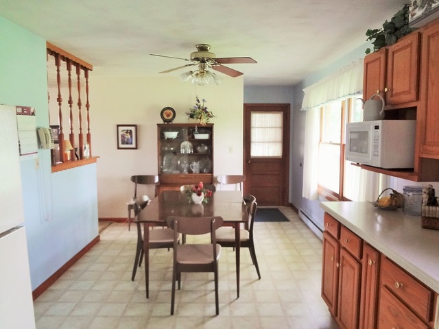633 Timber Creek Road Dixon, IL 61021 - Photo 5 of 22