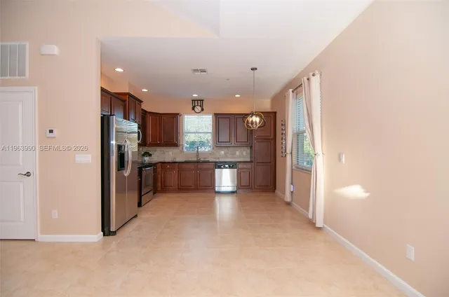 $3,300 | 4357 Cascada Circle, Unit 4357, Cooper City, FL 33024