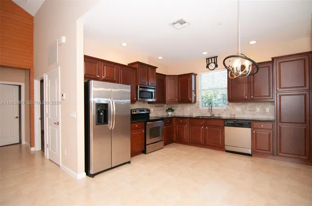 $3,300 | 4357 Cascada Circle, Unit 4357, Cooper City, FL 33024