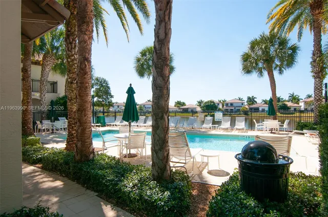 $3,300 | 4357 Cascada Circle, Unit 4357, Cooper City, FL 33024