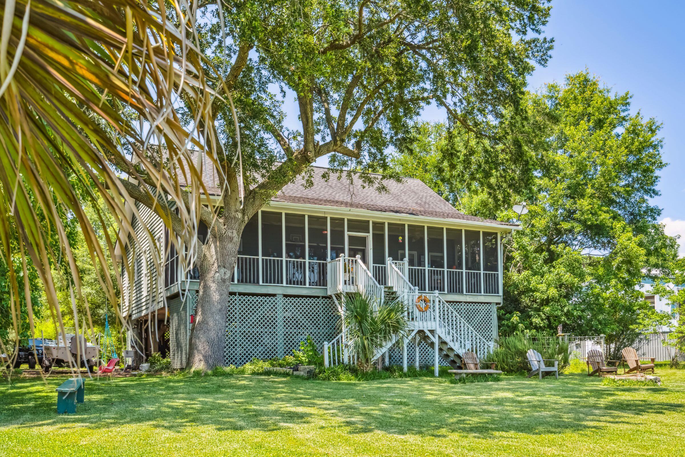 824 Seewee Bluff Road Awendaw, SC 29429 - Photo 2 of 37 824SeweeBluffRd-KeenEyeMarketing-001