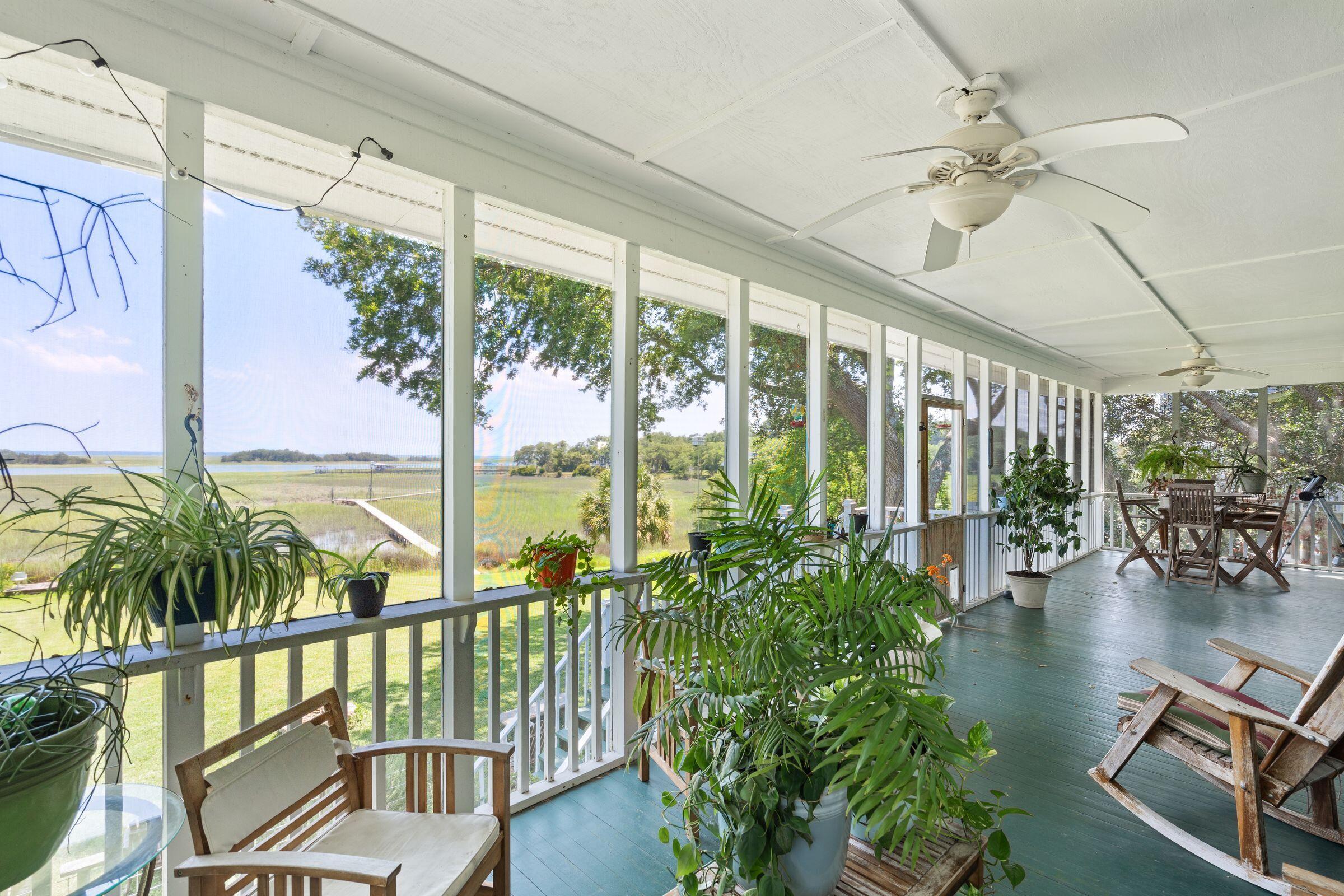 824 Seewee Bluff Road Awendaw, SC 29429 - Photo 4 of 37 824SeweeBluffRd-KeenEyeMarketing-022