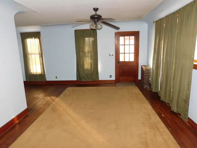 $159,900 | 332 3rd Street, Manistee, MI 49660