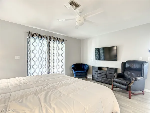 $545,900 | 4928-5000 Southwest 16th Place, Cape Coral, FL 33914