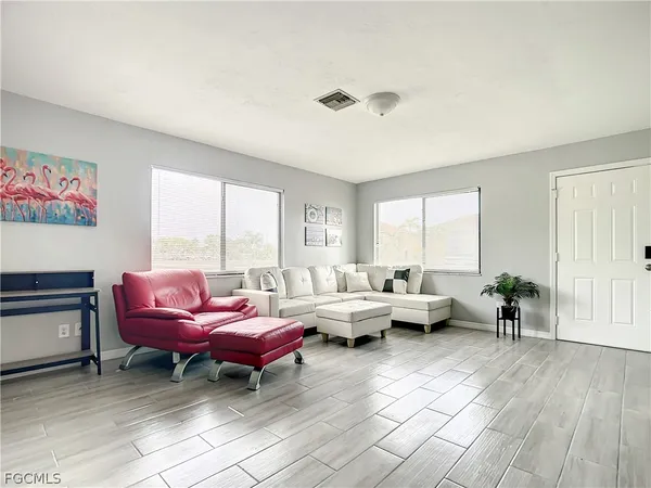 $545,900 | 4928-5000 Southwest 16th Place, Cape Coral, FL 33914