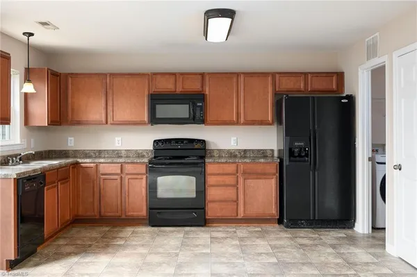$319,900 | 5763 Misty Hill Circle, Clemmons, NC 27012