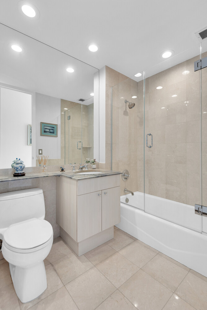 401 East 60th Street, Unit 35B Manhattan, NY 10022 - Photo 14 of 23