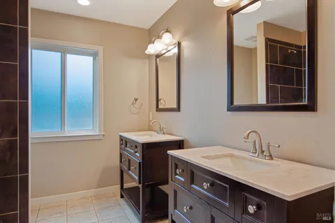 $825,000 | 233 Dechene Avenue, Sonoma, CA 95476