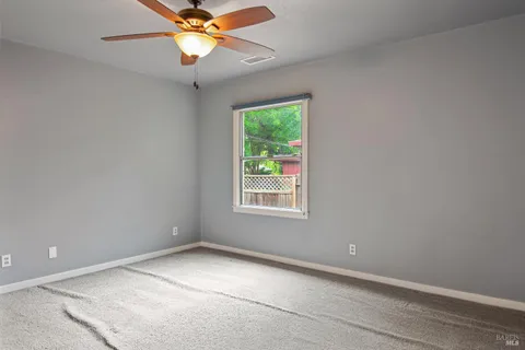 $825,000 | 233 Dechene Avenue, Sonoma, CA 95476