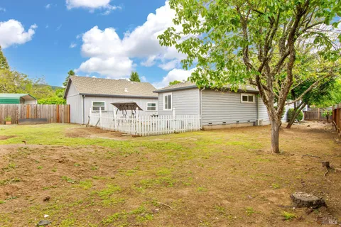 $825,000 | 233 Dechene Avenue, Sonoma, CA 95476