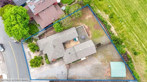 $825,000 | 233 Dechene Avenue, Sonoma, CA 95476