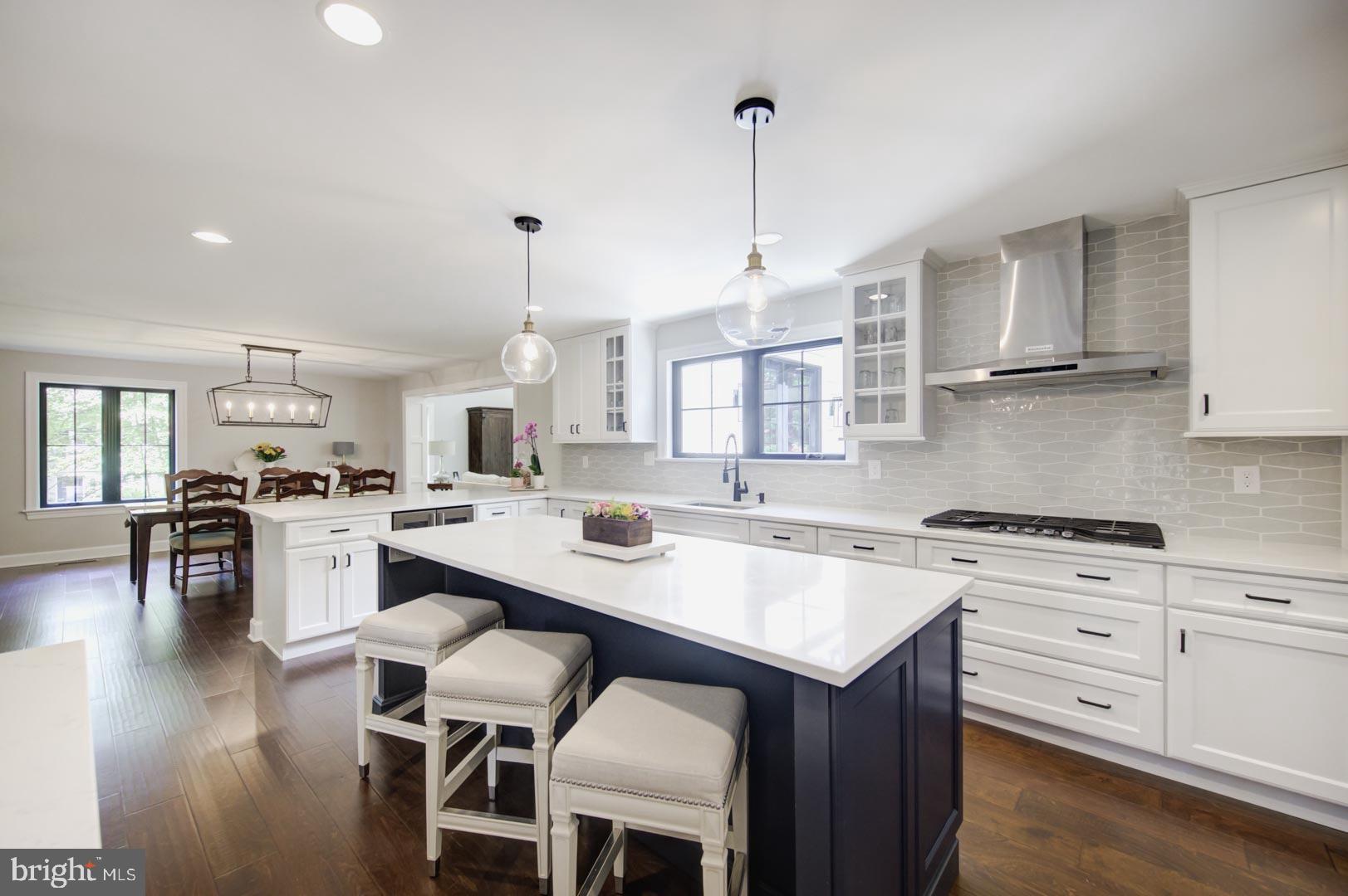 376 Saunders Drive Wayne, PA 19087 - Photo 14 of 35 Kitchen
