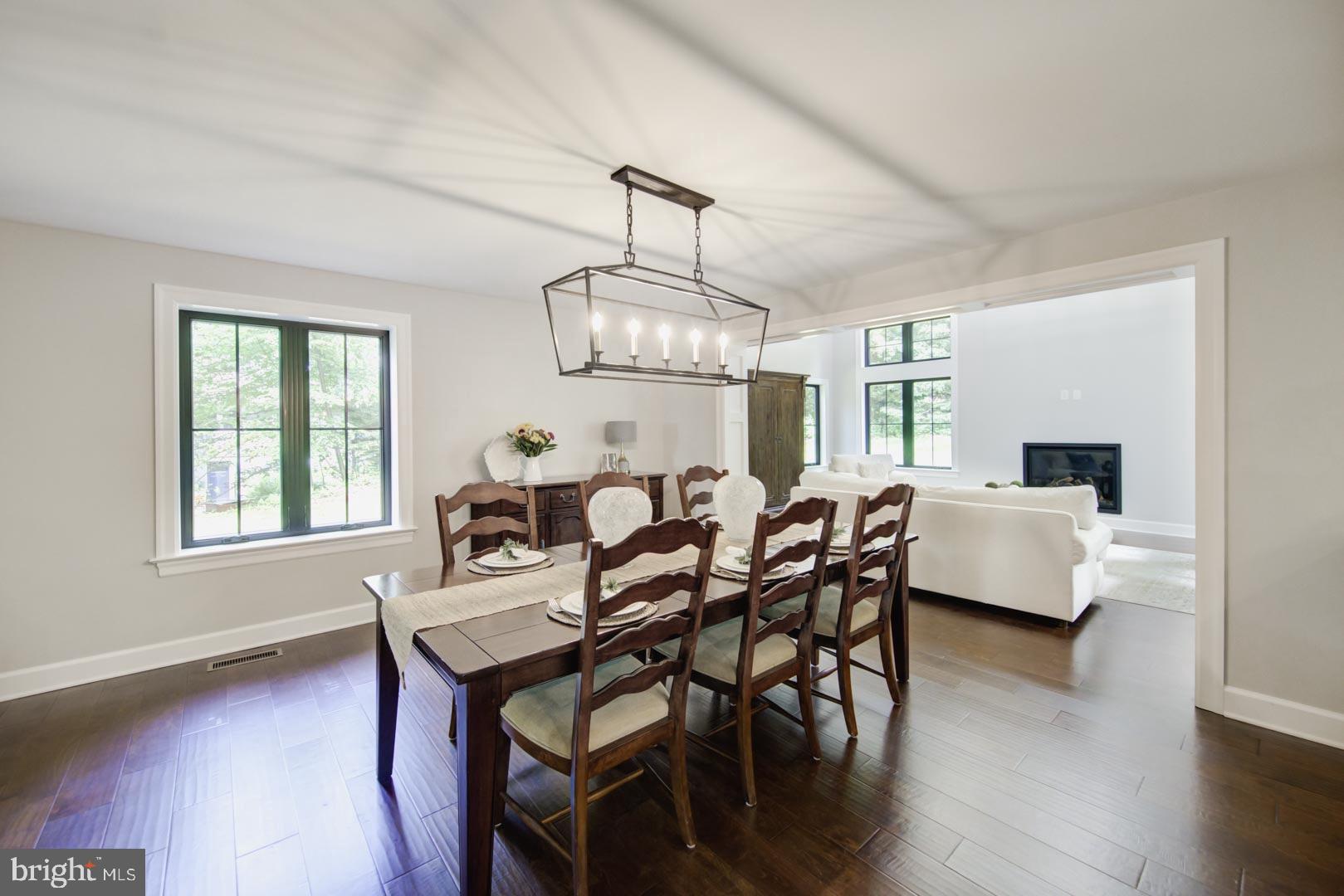 376 Saunders Drive Wayne, PA 19087 - Photo 16 of 35 Breakfast Room