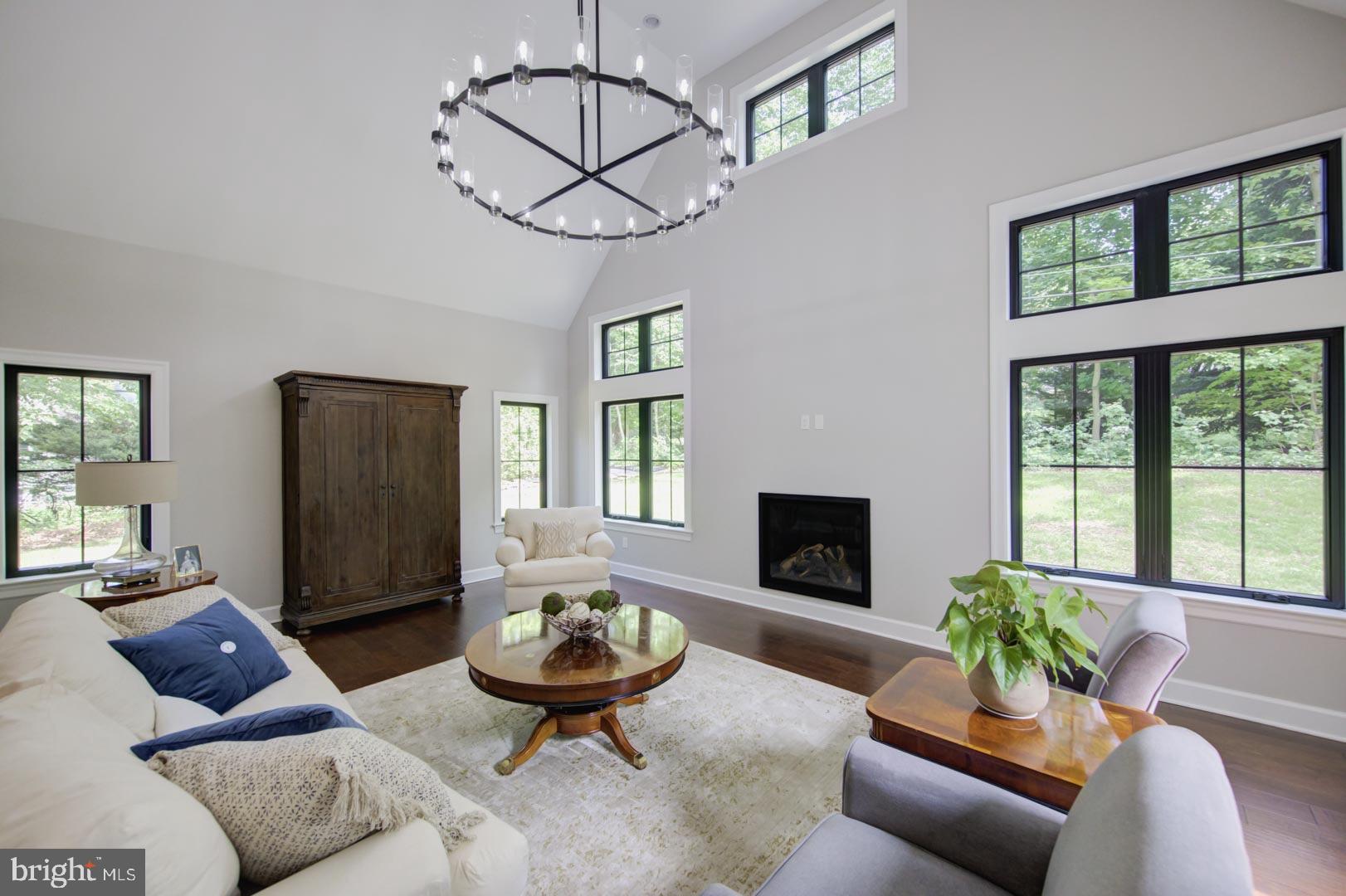 376 Saunders Drive Wayne, PA 19087 - Photo 17 of 35 Family Room