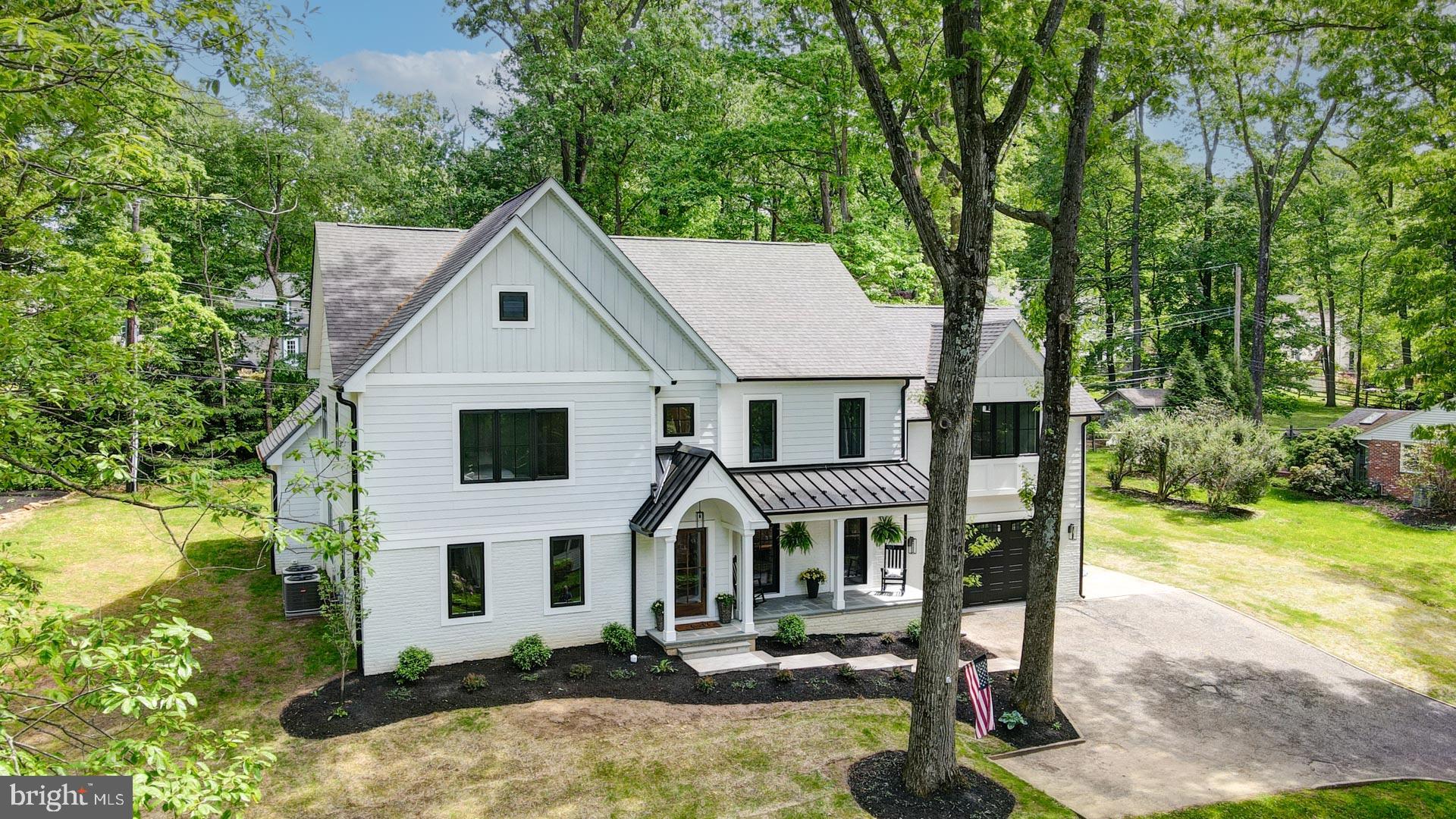 376 Saunders Drive Wayne, PA 19087 - Photo 2 of 35 Exterior Front