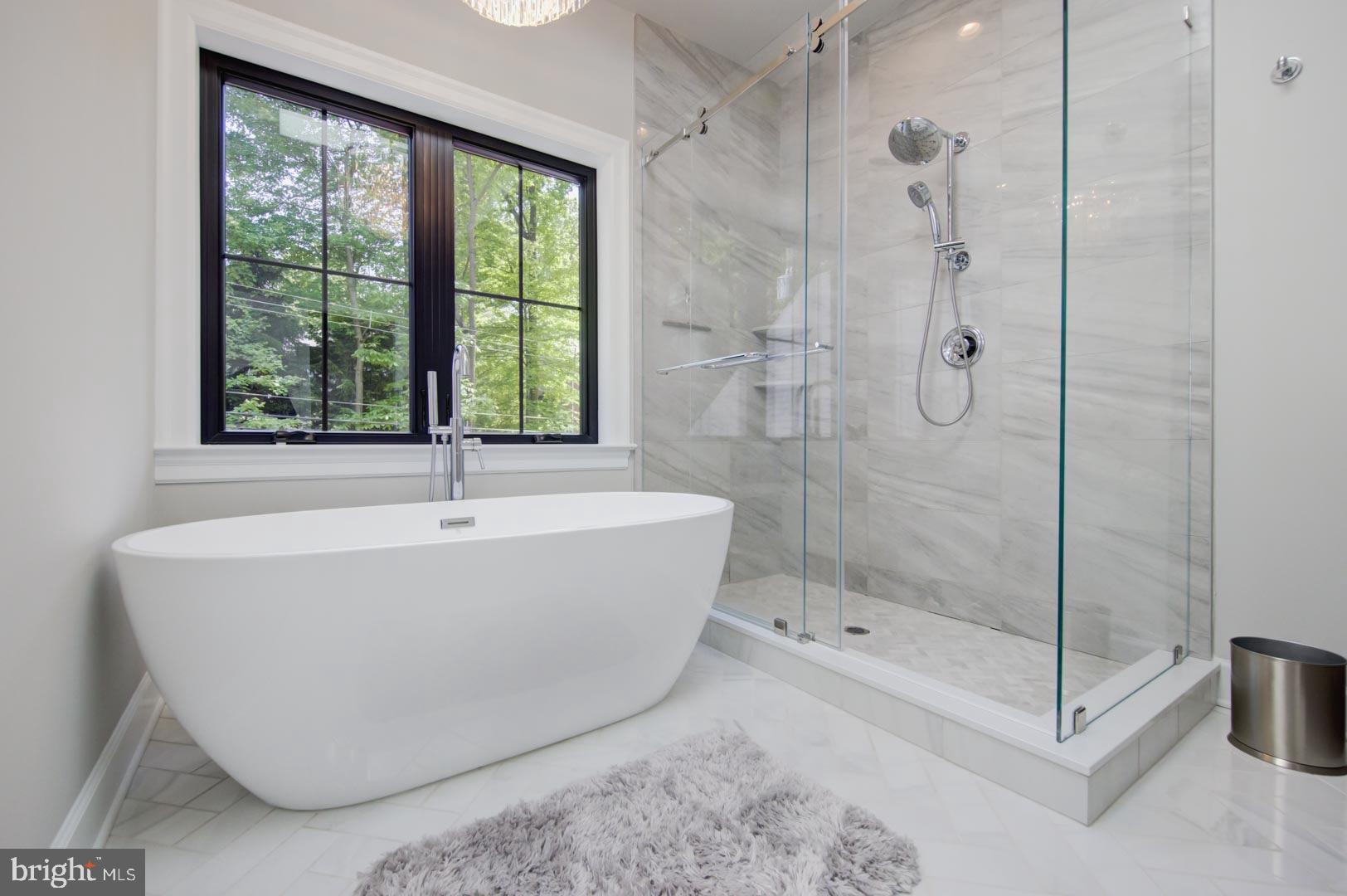 376 Saunders Drive Wayne, PA 19087 - Photo 24 of 35 Primary Bathroom