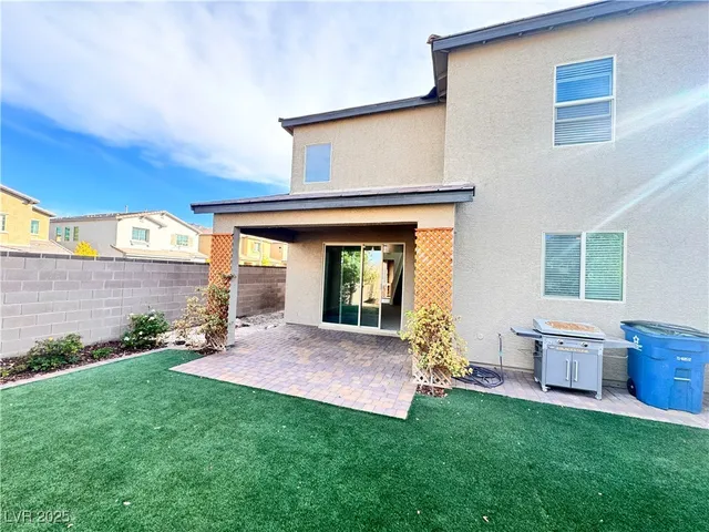 $2,505 | 2711 Lindsey Springs Street, Las Vegas, NV 89142