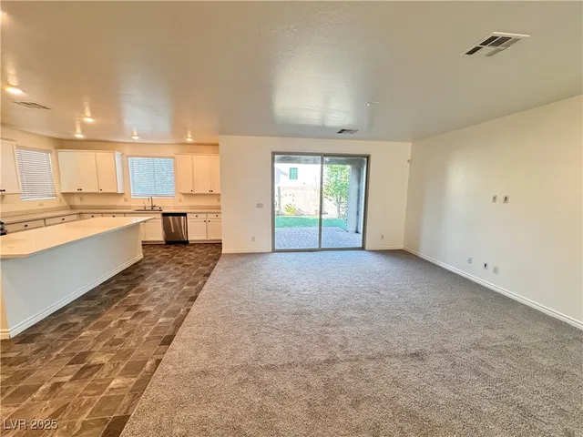 $2,505 | 2711 Lindsey Springs Street, Las Vegas, NV 89142