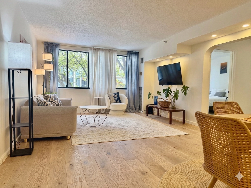 1731 Beacon Street, Unit 4 Brookline, MA 02445 - Photo 11 of 25