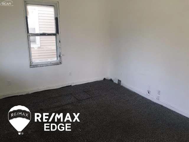 3224 Risedorph Avenue Flint, MI 48506 - Photo 6 of 20 21175220-5.JPG