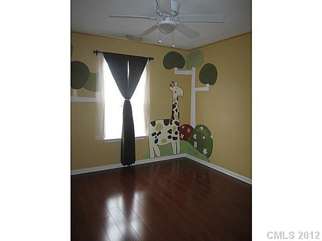 4908 Elizabeth Road Charlotte, NC 28269 - Photo 12 of 16 a view of entryway